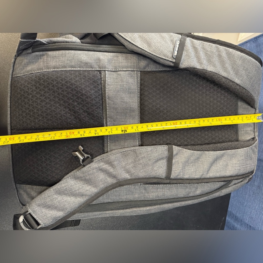 Dakine Network Gray Men's Backpack 32L - Picture 3 of 15